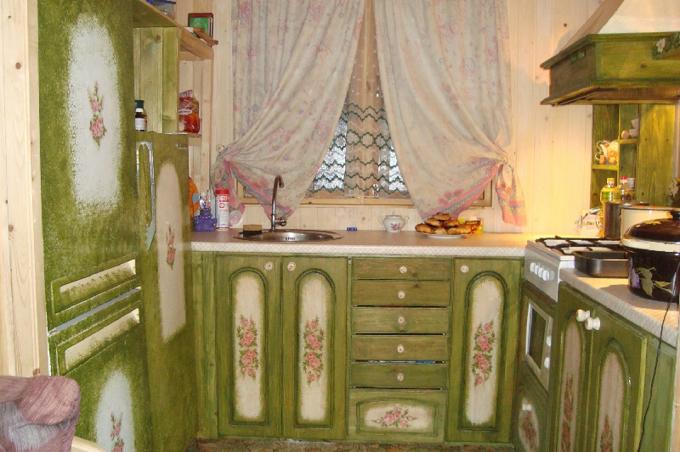 Restaurering av en köksuppsättning (42 bilder), hur man förvandlar gamla möbler med egna händer: en mästarklass, instruktioner, foto- och videolektioner, pris