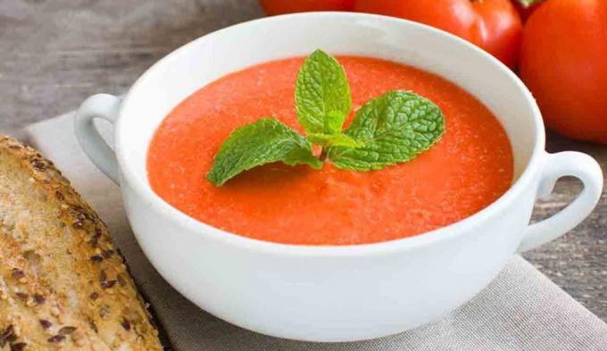 Tomatpuré soppa