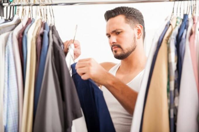 Skandalöst enkelt sätt att bli av med saker, "lukten av garderoben"