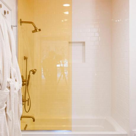 10 idéer om hur man gör ett litet badrum visuellt rymligare