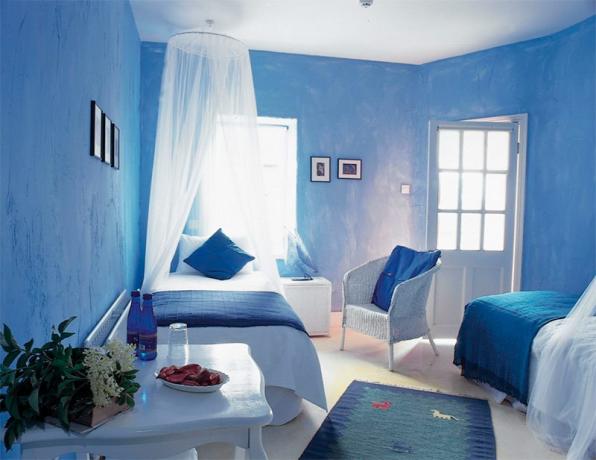 Foto av sovrummet i blått