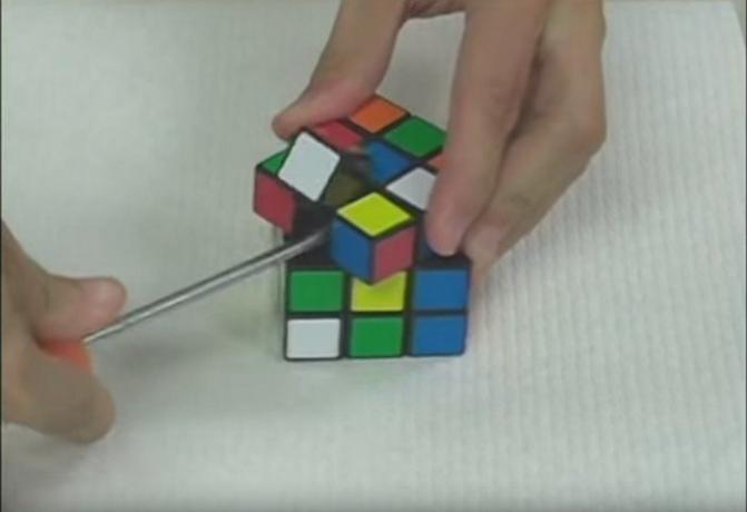 Hur man påskynda beslut Rubiks kub